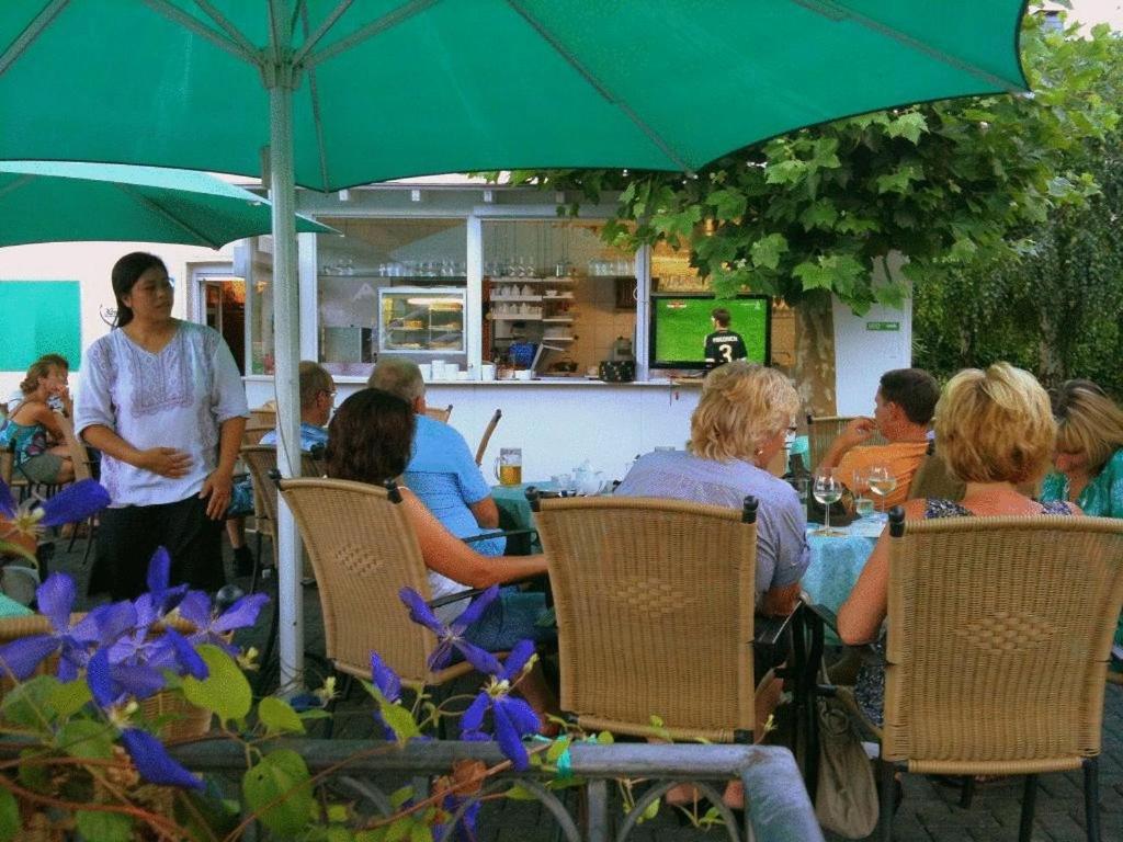 Panorama-Cafe Moselgarten อัลฟ์ ภายนอก รูปภาพ