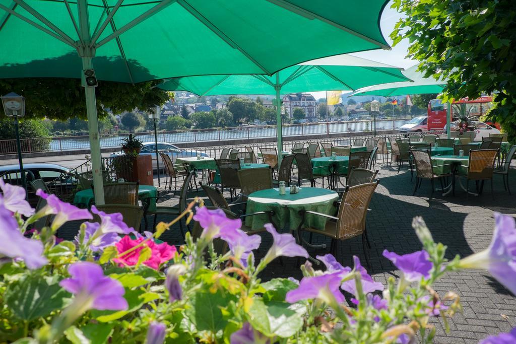 Panorama-Cafe Moselgarten อัลฟ์ ภายนอก รูปภาพ