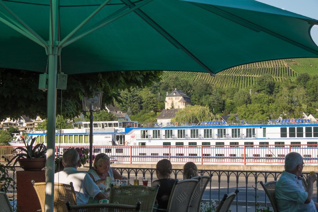 Panorama-Cafe Moselgarten อัลฟ์ ภายนอก รูปภาพ
