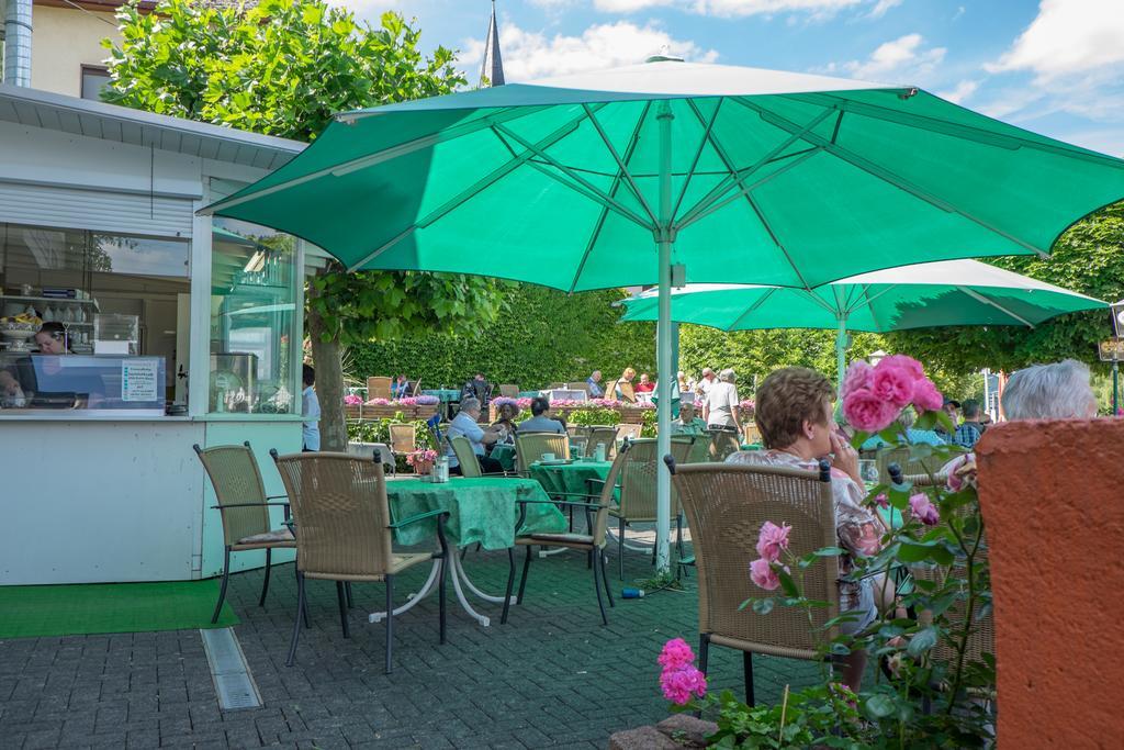Panorama-Cafe Moselgarten อัลฟ์ ภายนอก รูปภาพ